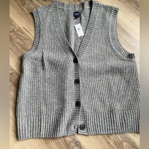 Old Navy Grey sweater vest, new with tags